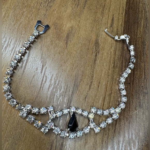 Vintage Silver tone Rhinestone 3 piece Set preowned - Picture 4 of 16